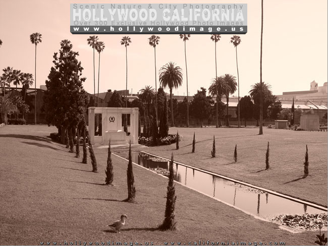 Hollywood-Forever-Cemetery-9-2