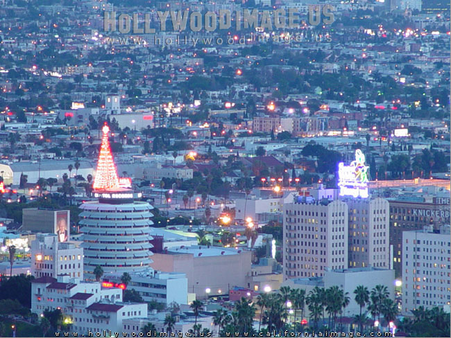Hollywood_and_Downtown-LA-Holidays-4