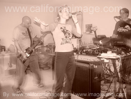 Hyper Rehears -  Jan 25 2003 048