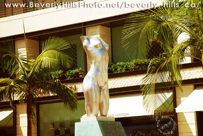 Beverly_Hills_Rodeo_Drive_04
