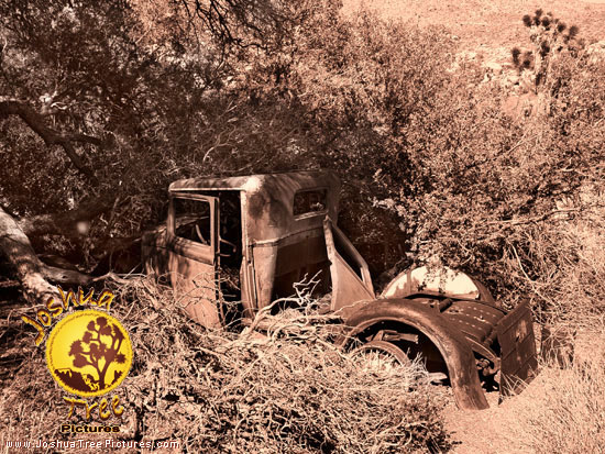 rusty-vintage-automobile